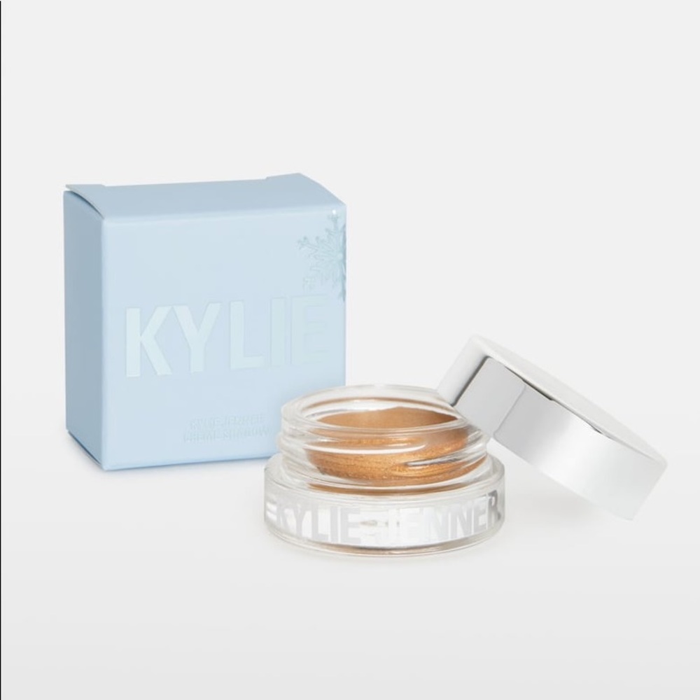 Kylie slay bells cream shadow